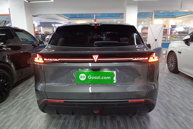 深蓝汽车 深蓝S07 2023款 520Max纯电版车身外观6