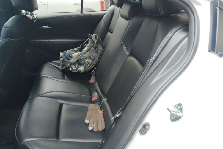 丰田 卡罗拉 2021款 1.2T S-CVT精英PLUS版中控内饰7004