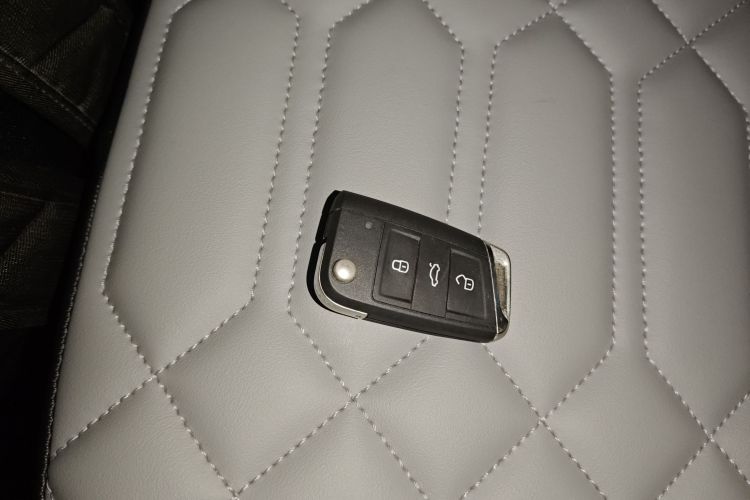 大众 探岳 2023款 330TSI 两驱豪华Plus进阶版中控内饰11