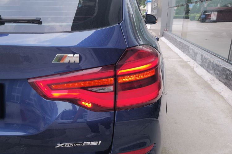 宝马X3 2020款  xDrive28i M运动套装车身外观6006