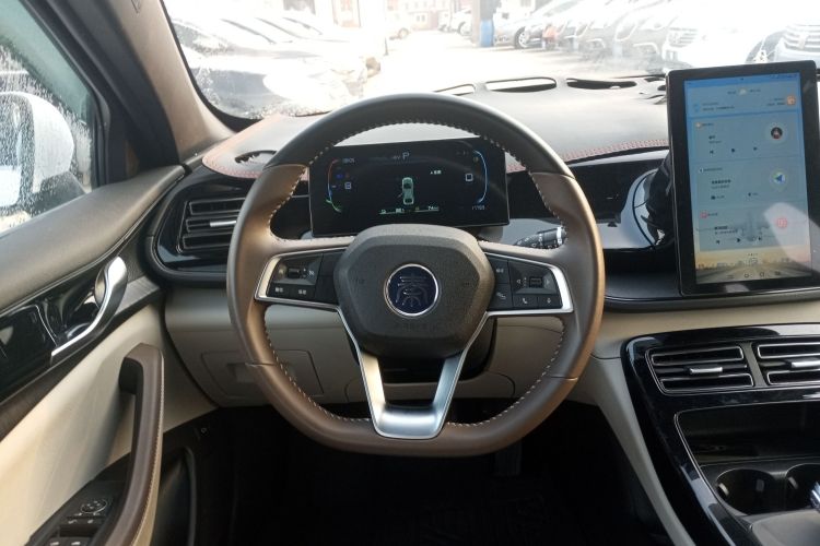 比亚迪 秦PLUS 2024款 荣耀版 DM-i 55KM领先型中控内饰13