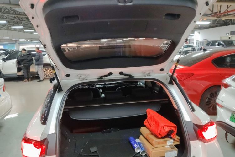 雷克萨斯CT 2017款 CT200h 精英版 单色 国V局部细节23