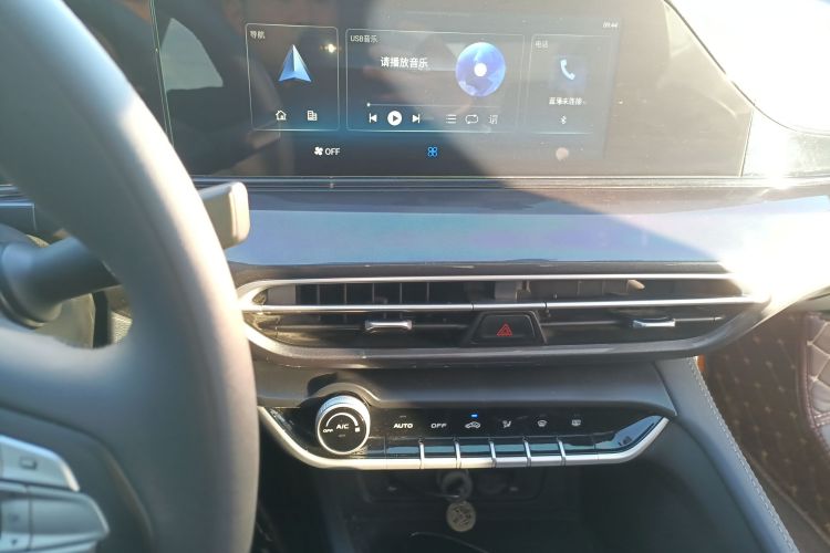 长安 逸动 2020款 PLUS 1.6L GDI 手动豪华型中控内饰16