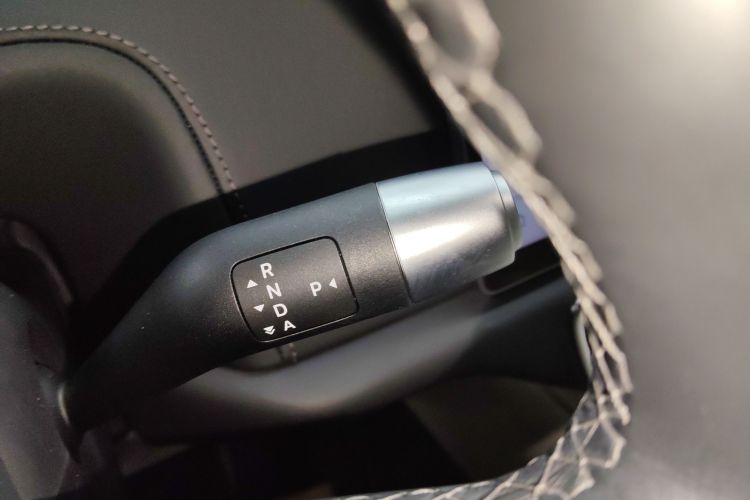 理想汽车 理想L8 2024款 Pro中控内饰18