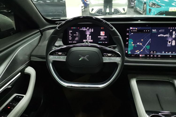 小鹏P7 2024款 P7i 550 Pro局部细节13