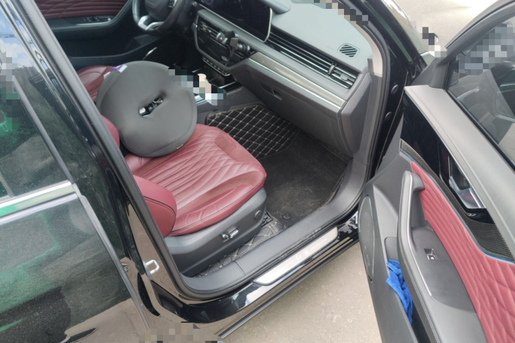 红旗HS5 2022款 2.0T 智联旗领四驱版局部细节9005