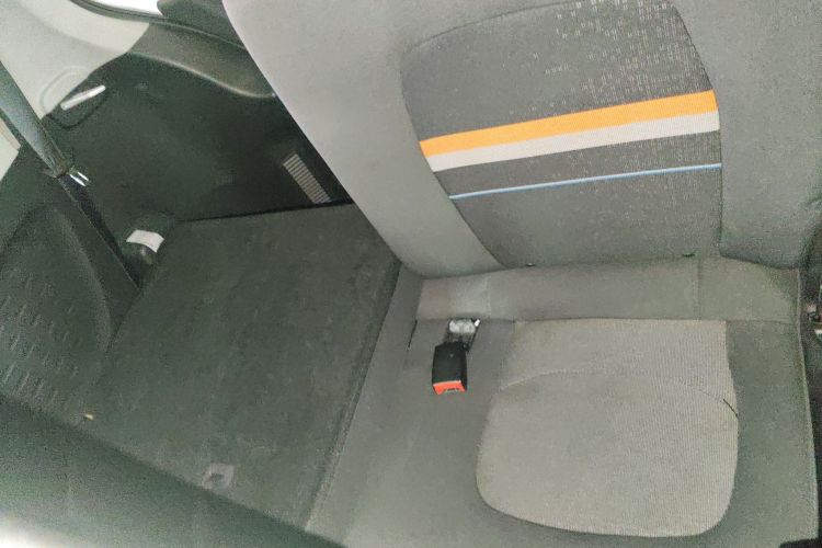 五菱汽车 宏光MINIEV 2022款 轻松款 三元锂中控内饰21