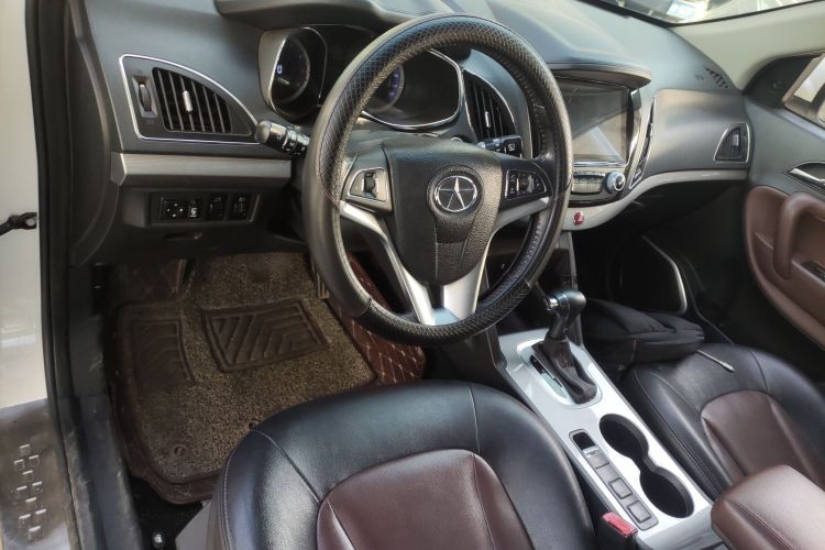 江汽集团 瑞风S5 2015款 1.5T 自动精英型中控内饰12