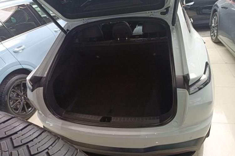 乐道L60 2024款 60kWh 后驱版机舱底盘23