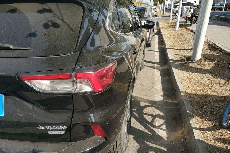 福特 锐际 2020款 EcoBoost 245 两驱耀享款车身外观9