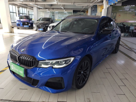 宝马3系 2020款 325i M运动曜夜套装