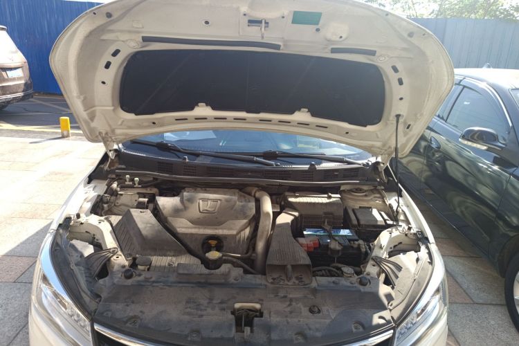 纳智捷 纳5 2015款 1.8T 自动智尊型机舱底盘24