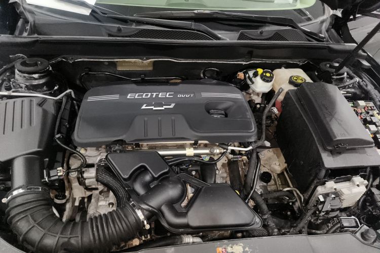 雪佛兰 迈锐宝 2014款 2.0L 自动舒适版机舱底盘24