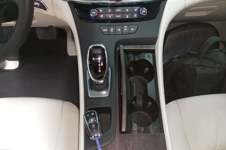 别克 君越 2022款 Avenir艾维亚 先享型局部细节18