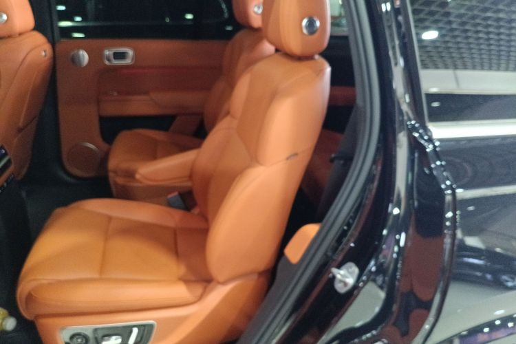 理想汽车 理想L9 2022款 Max中控内饰21