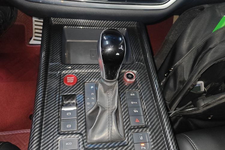 比亚迪 唐 2018款 2.0T 自动智联尊荣型 5座 国V中控内饰18