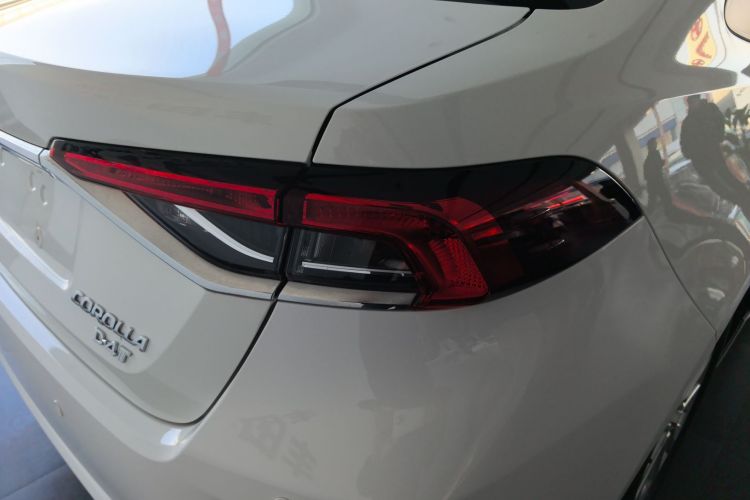 丰田 卡罗拉 2023款 1.2T 先锋版车身外观9