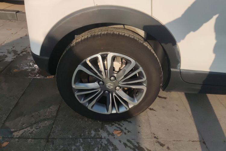 零跑汽车 零跑T03 2024款 403舒享版车身外观6005