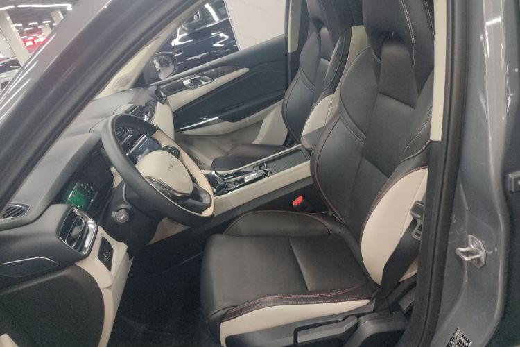 领克02 2019款 1.5T DCT两驱耀版 国VI中控内饰19