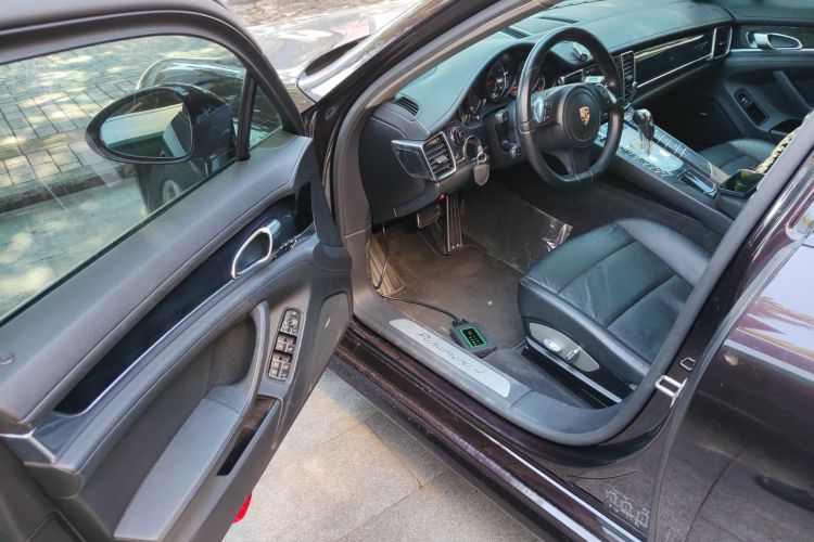 保时捷 2010款 Panamera 4 3.6L中控内饰20