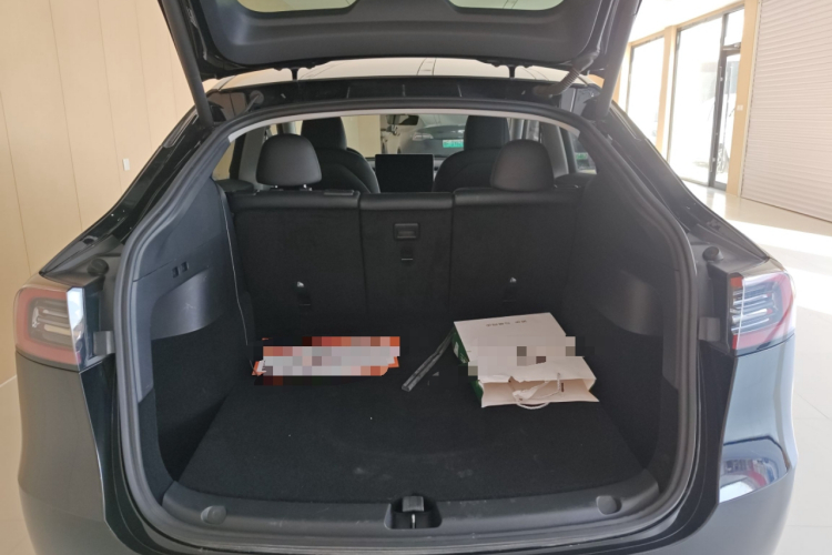 特斯拉 Model Y 2021款 标准续航后驱版机舱底盘23