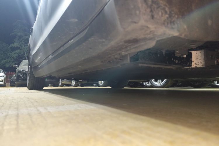 红旗E-QM5 2023款 改款 基础出行版局部细节9001