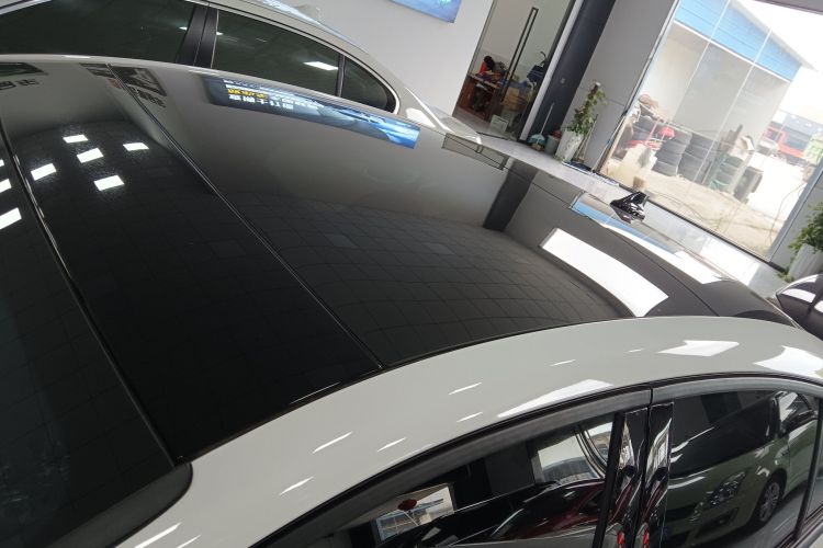 福特 福克斯 2022款 三厢 EcoBoost 180 自动ST Line局部细节57