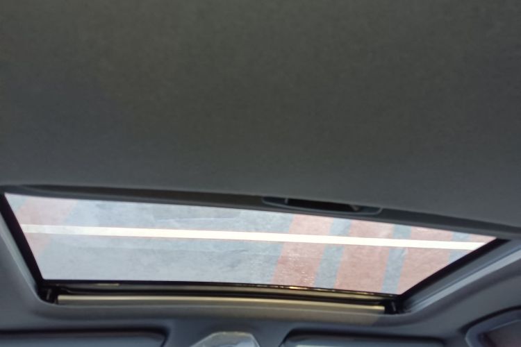 丰田C-HR 2020款 2.0L 领先版局部细节22