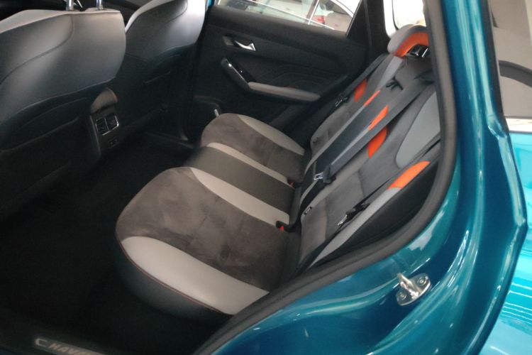 哈弗赤兔 2021款 激擎版 1.5T 铂金兔中控内饰21