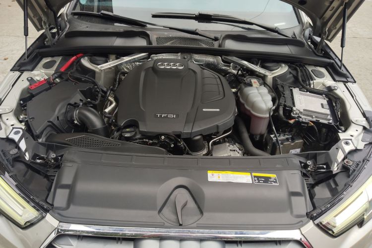 奥迪A4L 2019款 40 TFSI 时尚型 国VI局部细节24