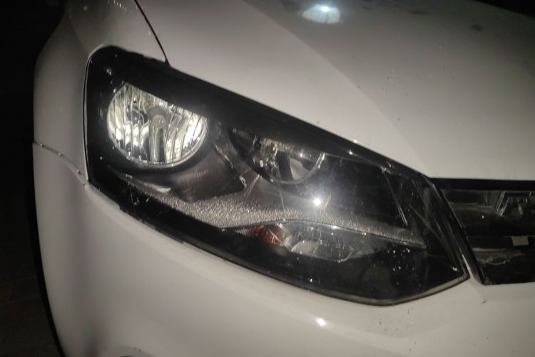 大众 Polo 2014款 1.4L 手动风尚版车身外观8