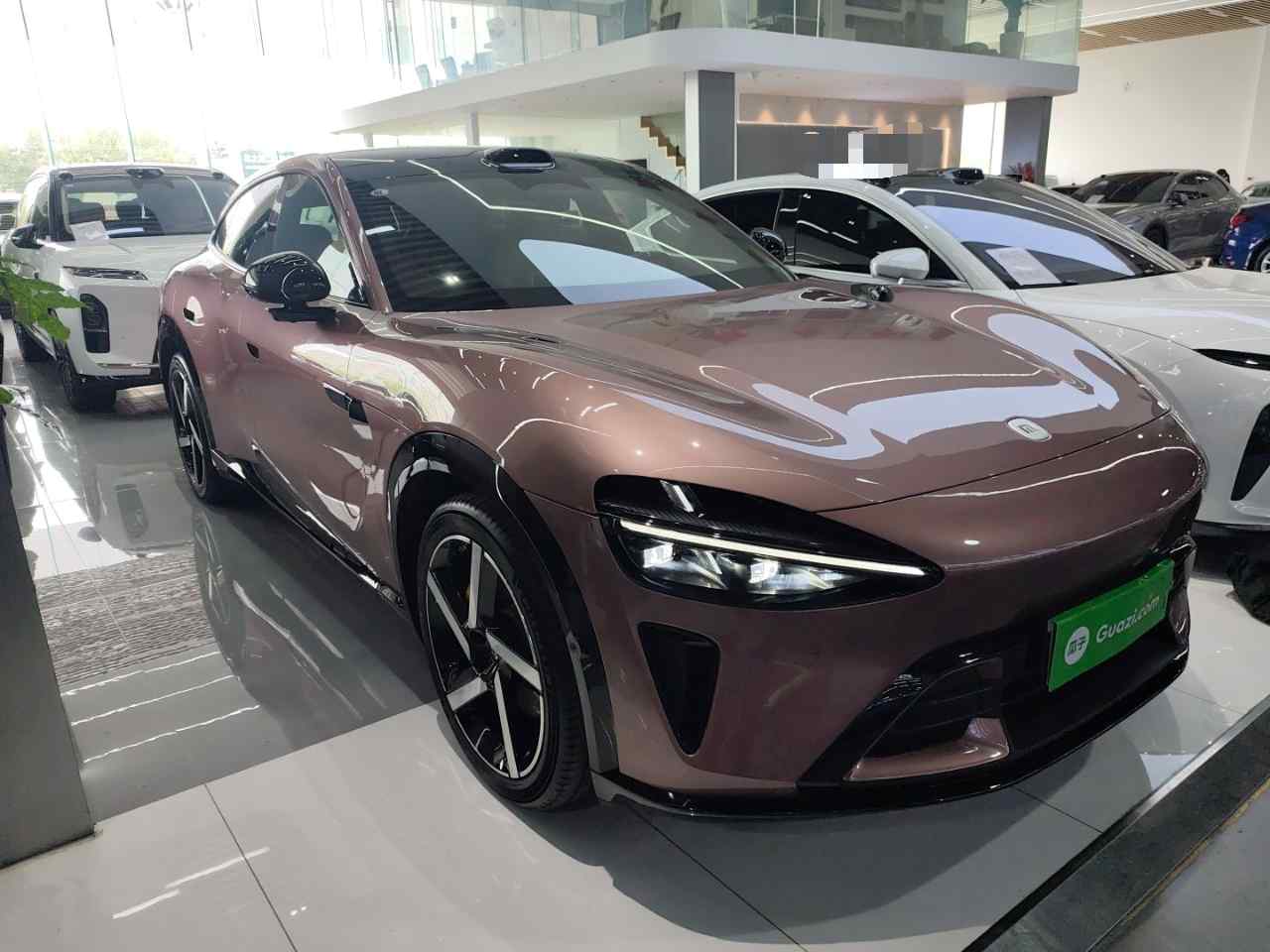 小米汽车 小米YU7 2025款 超长续航高性能四驱Max版(5)