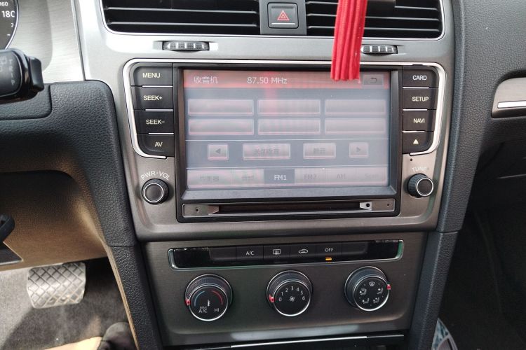 大众 高尔夫 2015款 1.6L 自动舒适型中控内饰16