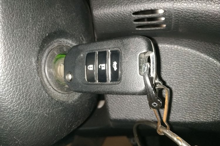 本田 雅阁 2015款 2.0L LX 舒适版中控内饰7001