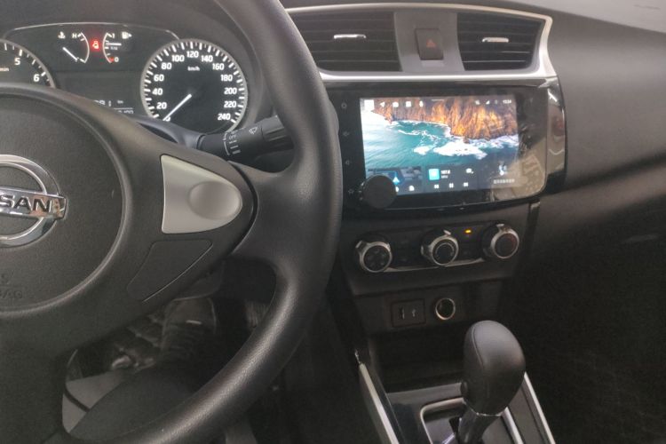 日产 轩逸 2022款 经典 1.6XL CVT豪华版中控内饰12