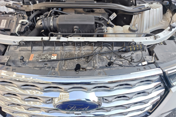 福特 探险者 2020款 EcoBoost 285 四驱钛金版 7座局部细节24