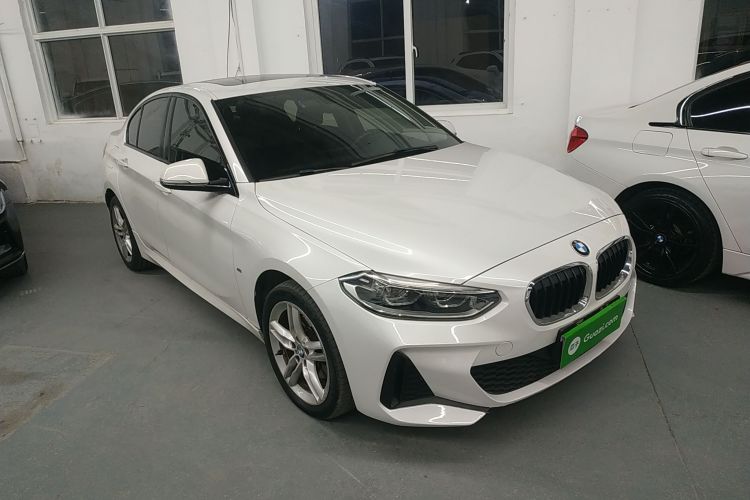 宝马1系 2019款 118i M运动套装车身外观3