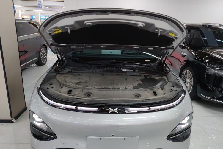 小鹏G6 2023款 580 长续航 Pro机舱底盘24