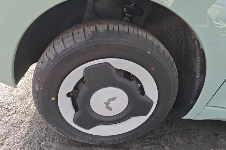 五菱汽车 宏光MINIEV 2024款 第三代 215km 青春版车身外观6007