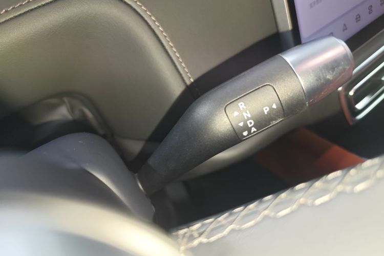 理想汽车 理想L8 2023款 Air局部细节18