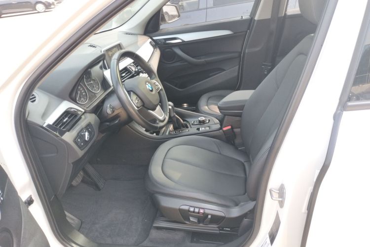 宝马X1 2016款 sDrive18Li 尊享型局部细节19