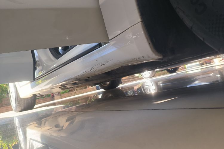 福特 蒙迪欧 2013款 1.5L GTDi180时尚型局部细节9001