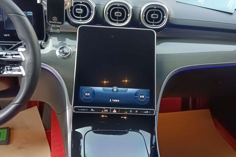 奔驰C级 2022款 改款 C 260 L 运动版局部细节16