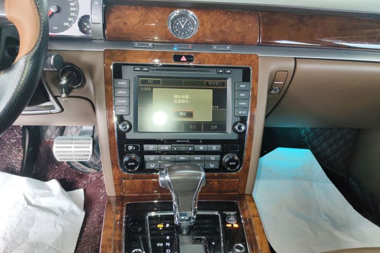 大众 辉腾 2015款 3.0L 智享版局部细节16