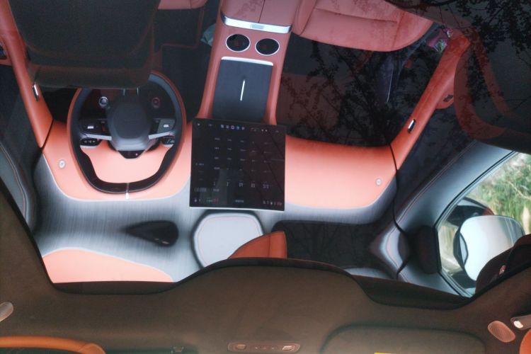 小米汽车 小米YU7 2025款 超长续航高性能四驱Max版中控内饰22