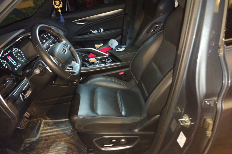 吉利汽车 星越 2020款 高能版 350T 驭星者AWD中控内饰19