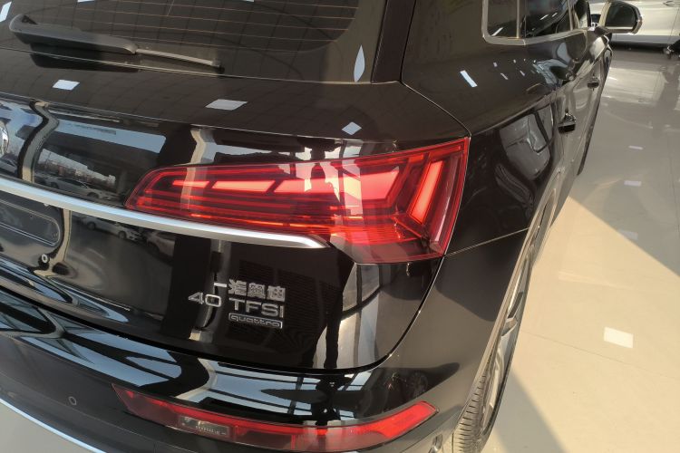 奥迪Q5L 2023款 40T 豪华致雅型车身外观6006