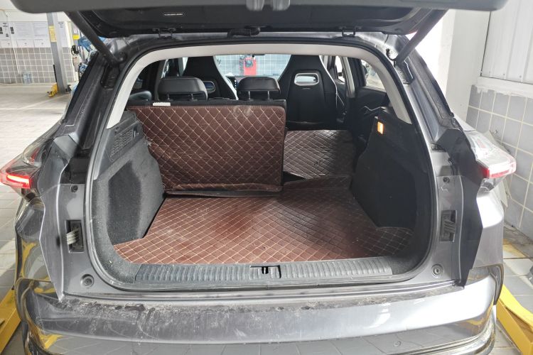 哪吒汽车 2022款 哪吒U-Ⅱ 610 三元锂局部细节23