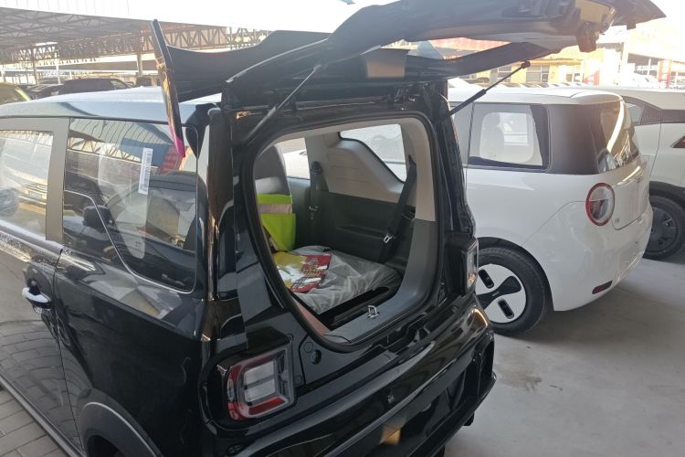 吉利银河 2025款 210km 熊猫卡丁机舱底盘23