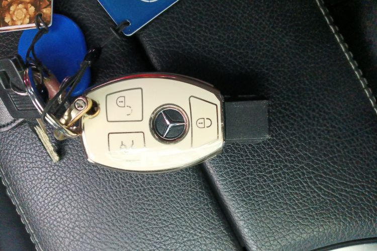 奔驰GLC 2016款 GLC 260 4MATIC 豪华型中控内饰7001